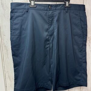 Calvin Klein Men's Navy Blue Shorts size 34